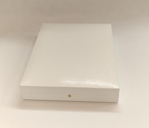 Helminauha kultalukolla