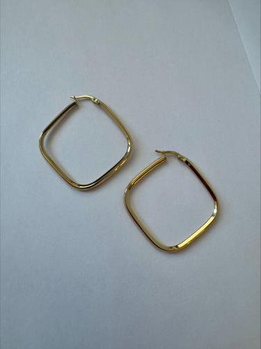 Kantikkaat isot korvarenkaat, keltakulta