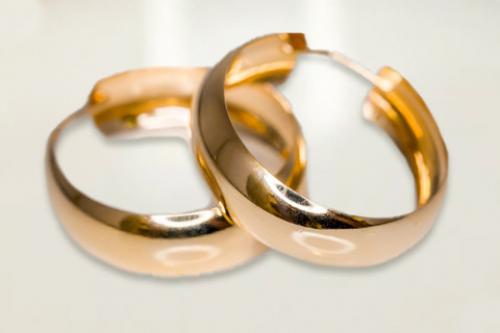 Keltakultaiset rengaskorvakorut 6x20mm